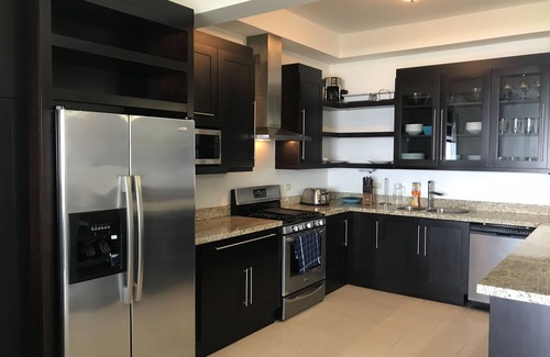 El Batey Condo | Infiniti blu, ocean front condo