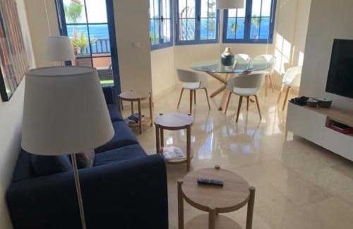 Velilla-Taramay Apartment | Infinity Apartment