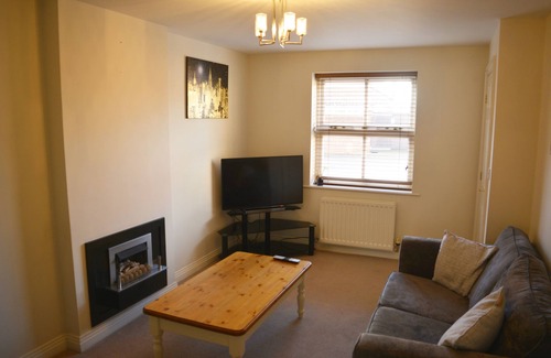 Beverley House | Ingle Mews - Accomadates 1 - 7 people