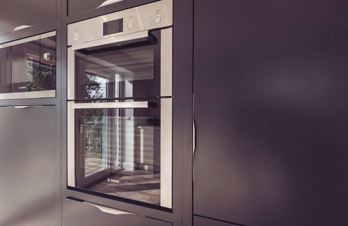 Kirkby Lonsdale House | INGLEBOROUGH, pet friendly, with hot tub in Kirkby Lonsdale