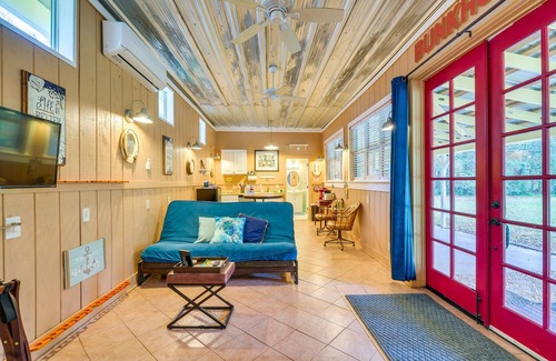 Inglis Apartment | Inglis Studio Home w/Covered Patio & Grill!