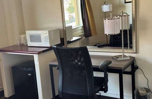 Jefferson Park Hotel | Inn at the Highland Denver Downtown