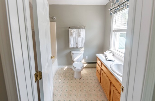 The Forks Hotel | Inn By The River