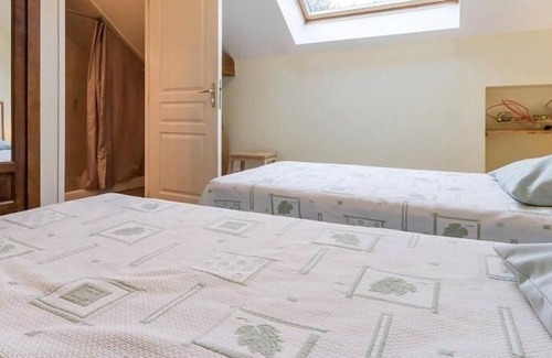 Notre-Dame-des-Landes House | Inn Notre-Dame-des-Landes, 4 bedrooms, 8 people