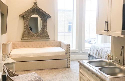 Le Mars Bed & Breakfast | Inn On Central