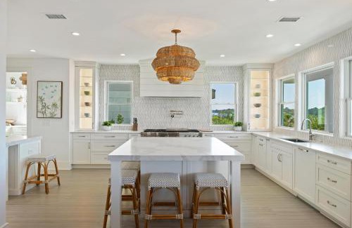 Isle of Palms House | INT44: 44 Intracoastal Court