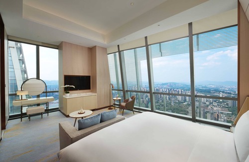 Yuzhong Hotel | InterContinental Chongqing Raffles City by IHG