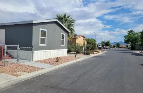Sunrise Manor Apartment | Interesting Las Vegas 3 bd2 ba Mobile Reservation Book 7 nights