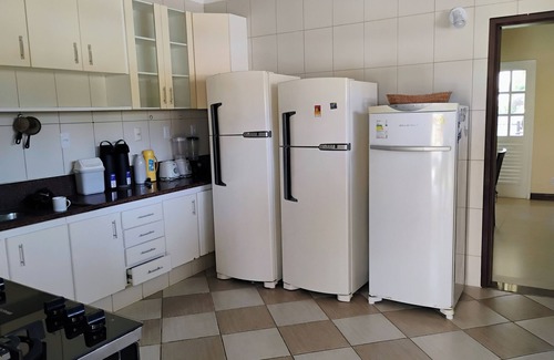 Jaua House | INTERLAGOS 400 M FROM THE BEACH 5 AIR-CONDITIONED ROOMS, SWIMMING POOL, INTERNET GALENO 71 997084180