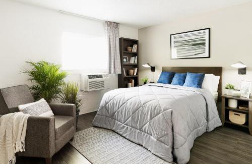 Dothan Hotel | InTown Suites Extended Stay Dothan AL