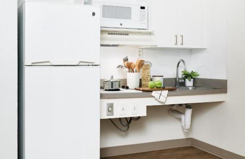 Wade Hampton Hotel | InTown Suites Extended Stay Greenville SC - Wade Hampton