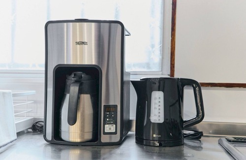 Inuyama House | Inuyama Castle within 10 minutes/80-inch movie theater/free parking/6 beds + 1 sofa bed/83 sq.m./Up to 10 guests/mono rental/coffee maker available