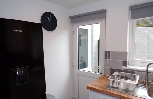 Southend-on-Sea Apartment | Inviting 3-bed Apartment in Southend-on-sea