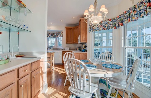 Debordieu Colony House | Inviting Beach Retreat with wonderful Lake Views to Relax and Enjoy