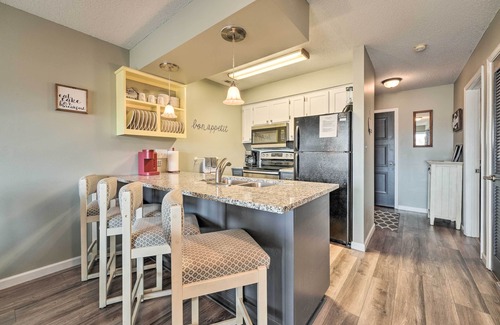 Notch Estates Condo | Inviting Branson West Condo w/Pool Access