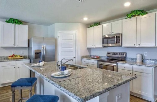 Northwest Pensacola Apartment | Inviting Home in a Prime Pensacola Location
