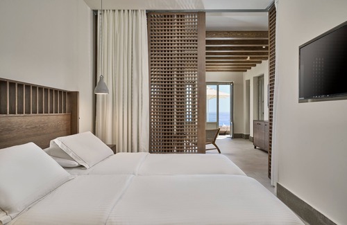 Ios Hotel | Ios Grand Pool Suites