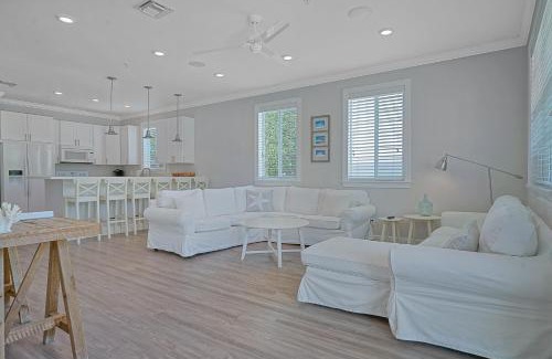 Islamorada Villa | Isla Key Lime - Waterfront Boutique Resort, Htd Pool, Dock, Walkable