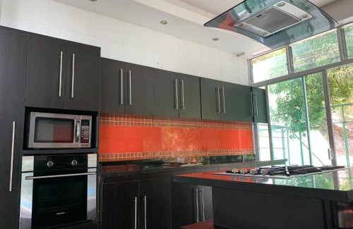 Prado House | Isla Privada al interior de Colombia en Prado Tolima