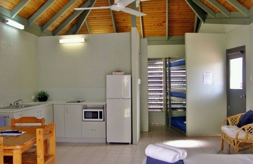 Nelly Bay Apartment | Island Leisure Resort