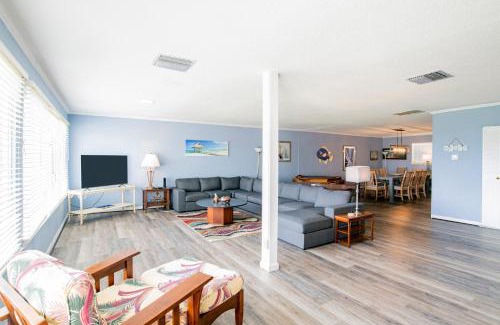 Dauphin Island House | Island Oasis with a view