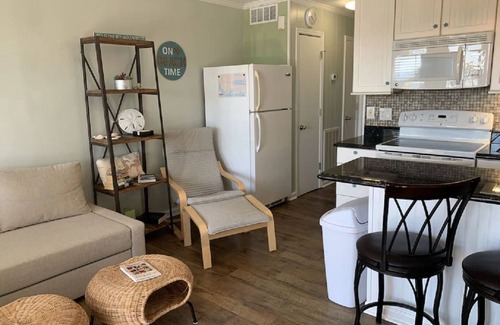 Isle of Palms Condo | Isle of Palms, SC Oceanfront Sea Cabin 226 - Best Place to Discover Charleston!