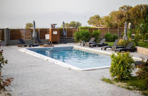 Xylokastro-Evrostina Apartment | Isola Apartments