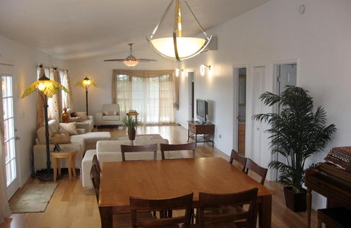 Hauula House | Itʻs All About the Beach