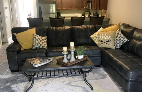 Alexander City Condo | It's time for Auburn Football! Book now. 6 sleeping places