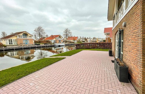Workum House | It Soal Waterpark-Waterlelie
