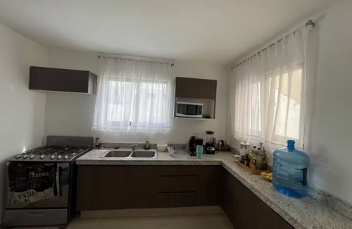 Conkal House | Itzimná House, tropical house with swimming pool, ideal for fun and relaxation.