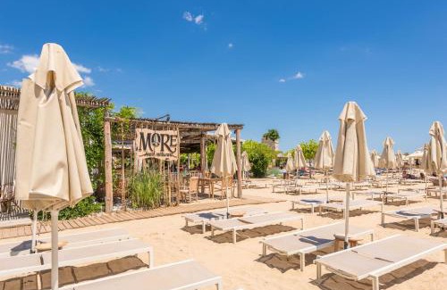 Saints Constantine and Helena Apartment | Ivy - Lux Apartment with Parking & Pool in Azur Panorama