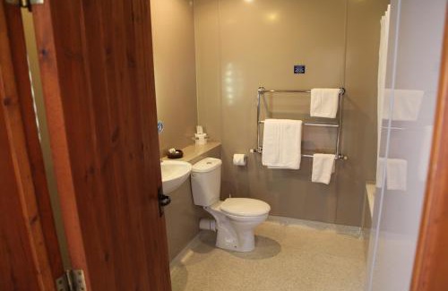 Oulton Broad Hotel | Ivy House Country Hotel