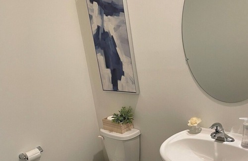 Clinton House | Ivy Manor Summary: Br