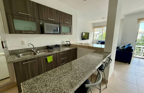 Downtown Cancun Apartment | J-304 Deluxe 2 Bed 2 Bath Suite (Large outdoor Pool)