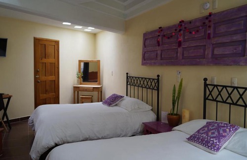 De Mexicanos Apartment | J&K Suite