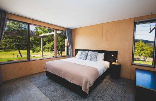 Barrengarry Villa | Jacaranda at Barranca - Luxury Villa