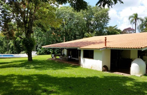 Aracoiaba da Serra House | Jacaranda Place 125. 000m2, Headquarters overlooking the Lake, Pool, Court, Orchard