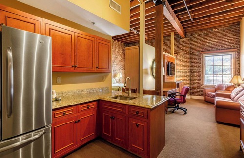Pulaski Hotel | Jackson Park Inn, an Ascend Collection Hotel