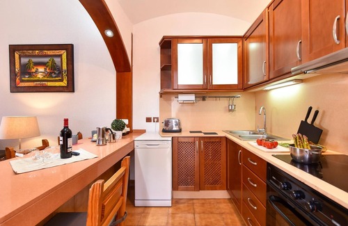 Maspalomas Villa | Jacuzzi Garden Holiday Home