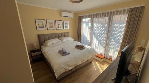 Ferencvaros Apartment | Jacuzzi Tuscany Terrace Apartment Free parking