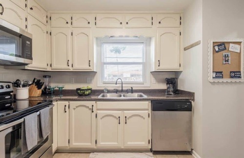 Huntsville House | Jade Rocket City Retreat