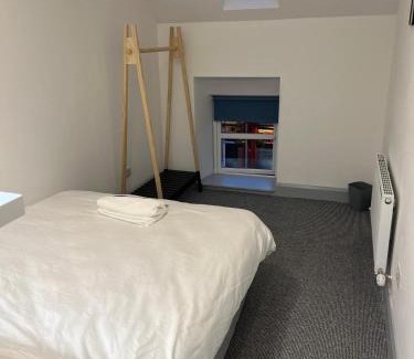Ballyhaunis Bed & Breakfast | 'James Lyons' The old main St