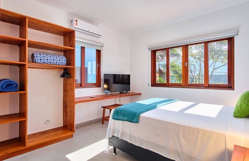 Jabaquara House | Janamar House in Praia do Jabaquara with air conditioning and swimming pool