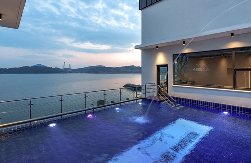 Yeosu House | Jangsuri Pension in Yeosu