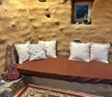 Old Manali Cabin | Janki's Commune - An Earthen Stay Amidst Old Manali