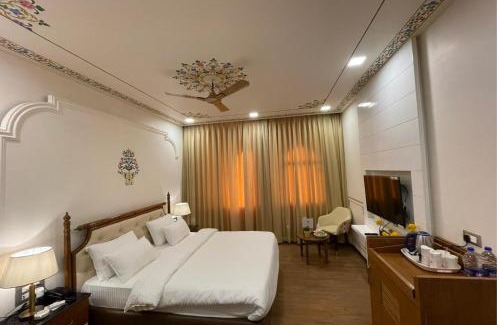 Orchha Hotel | Janki Vilas