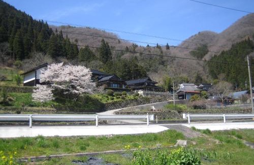 Niimi House | Japanese Style Inn Dohzen Miwa