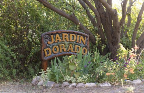 Ischilin House | Jardín Dorado