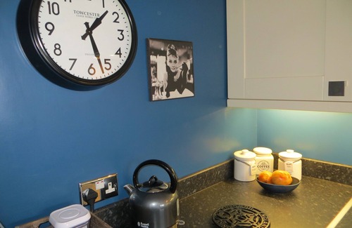 Kirkby Lonsdale Cottage | Jasmine Cottage in the heart of fabulous Kirkby Lonsdale, with private parking!